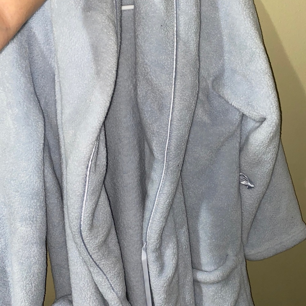Victoria’s Secret Pastel Blue Robe - Picture 3 of 8